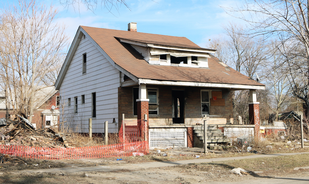 Boarded-up-blight-house