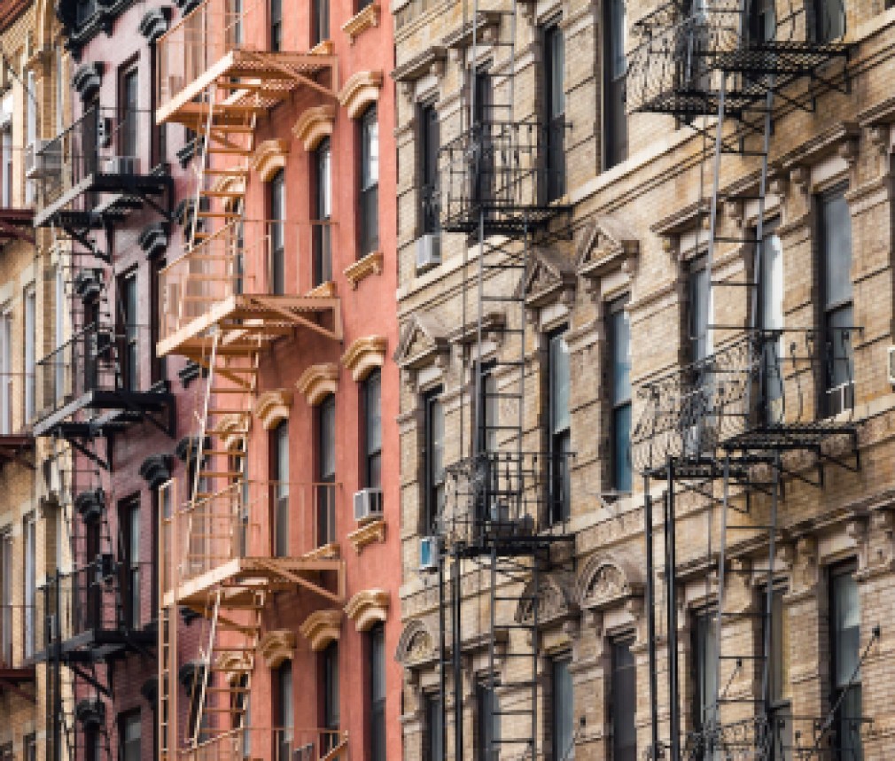 New-York-apartments-with-fire-escapes