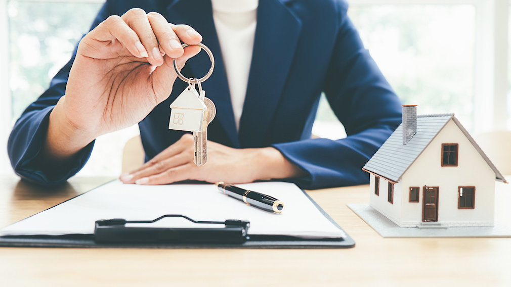How to Find the Right Real Estate Agent for You - NerdWallet