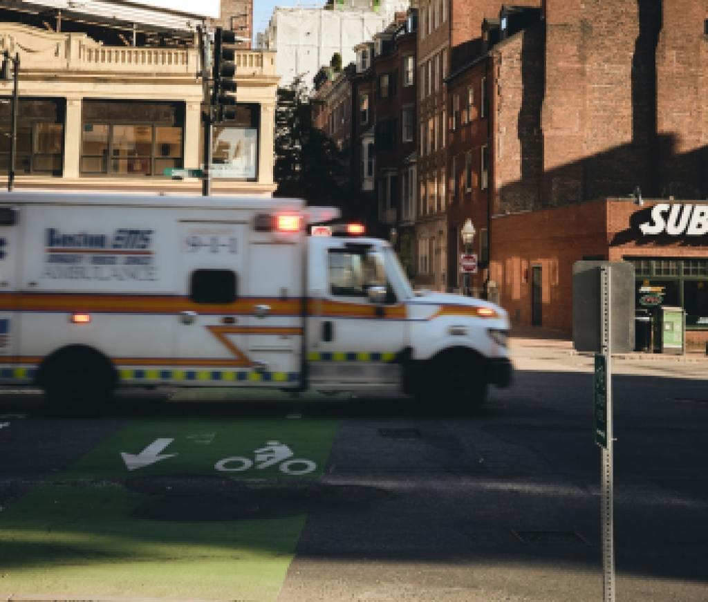 ambulance_unsplash