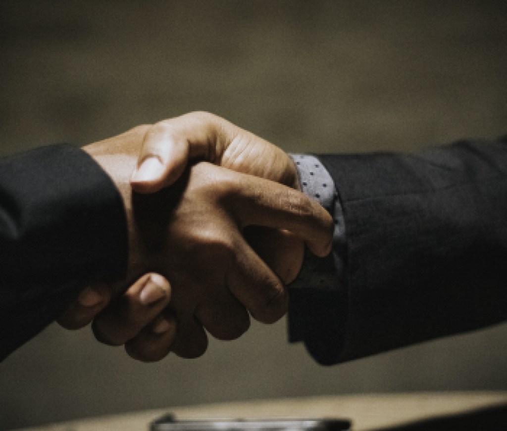 handshake3_unsplash