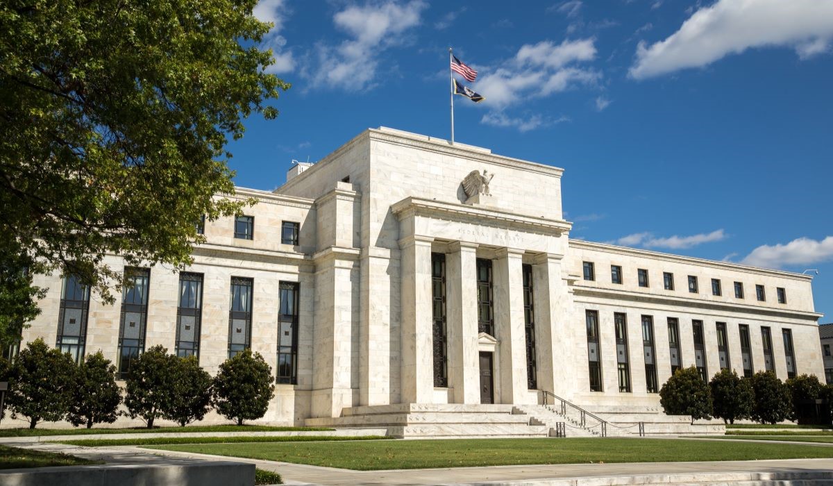 Considering the jobs report, is the Fed risking a recession? – HousingWire