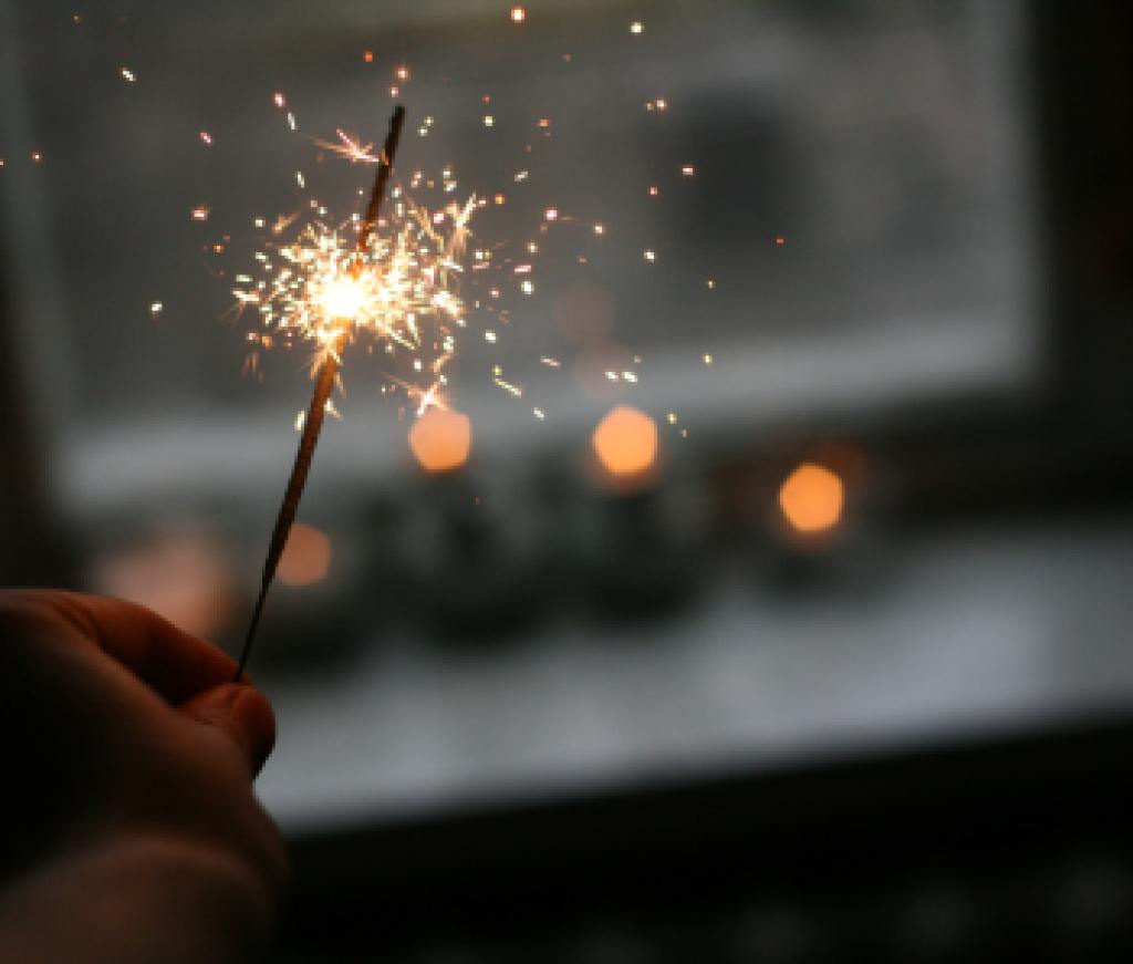 newyearsparkler_unsplash